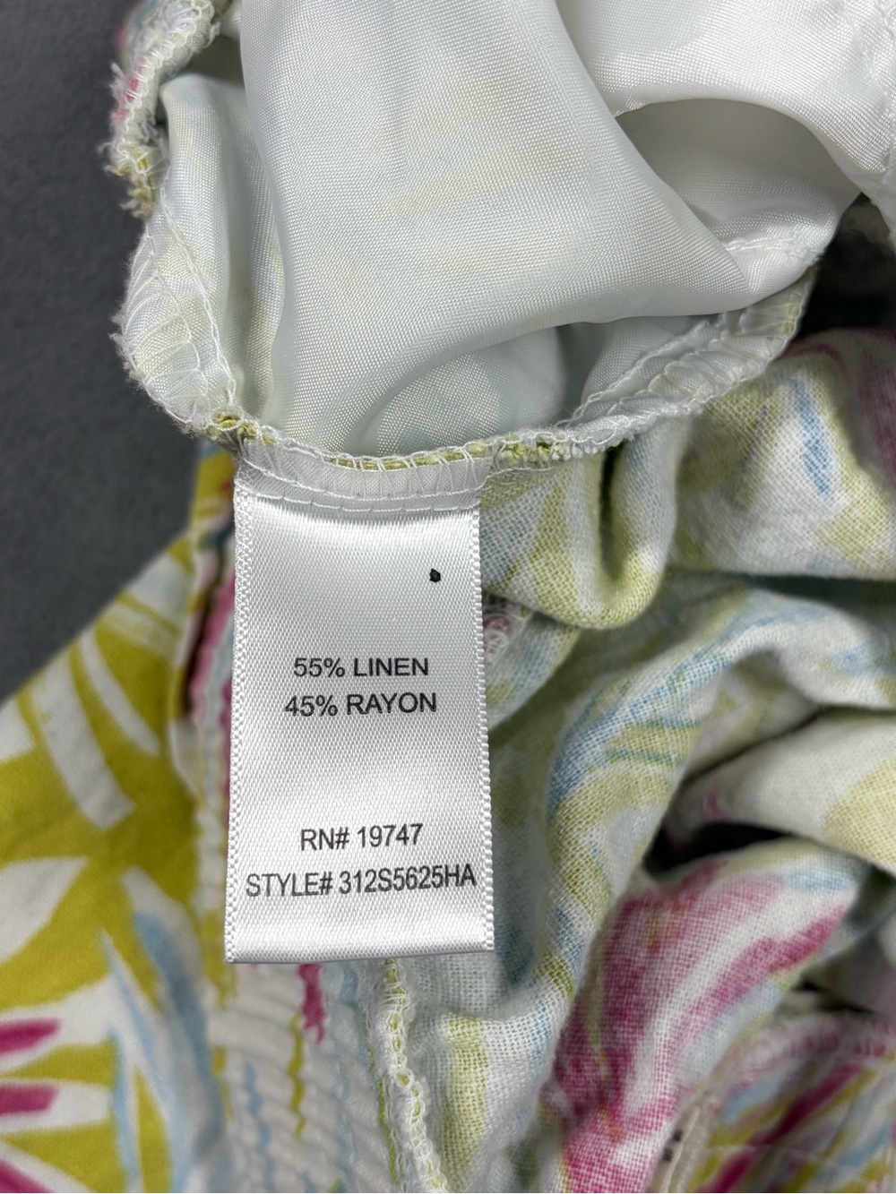 Land N Sea Tropical Print Linen Blend Pink & Green Pants - Picture 7 of 9